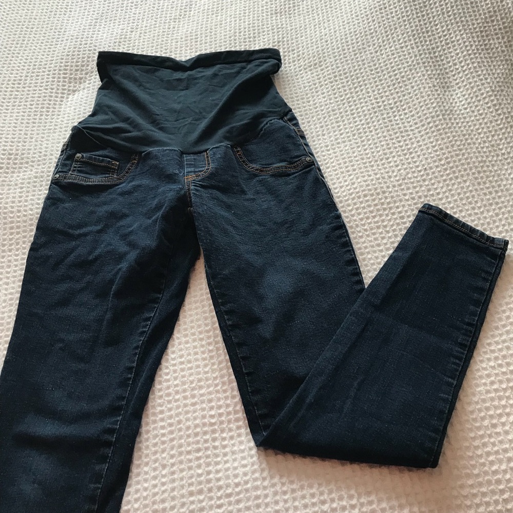 Maternity skinny jeans